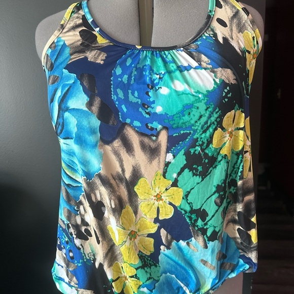 **3 for $15**Eclipse Blue and Green Graphic Sleeveless Tank Top - Picture 1 of 5